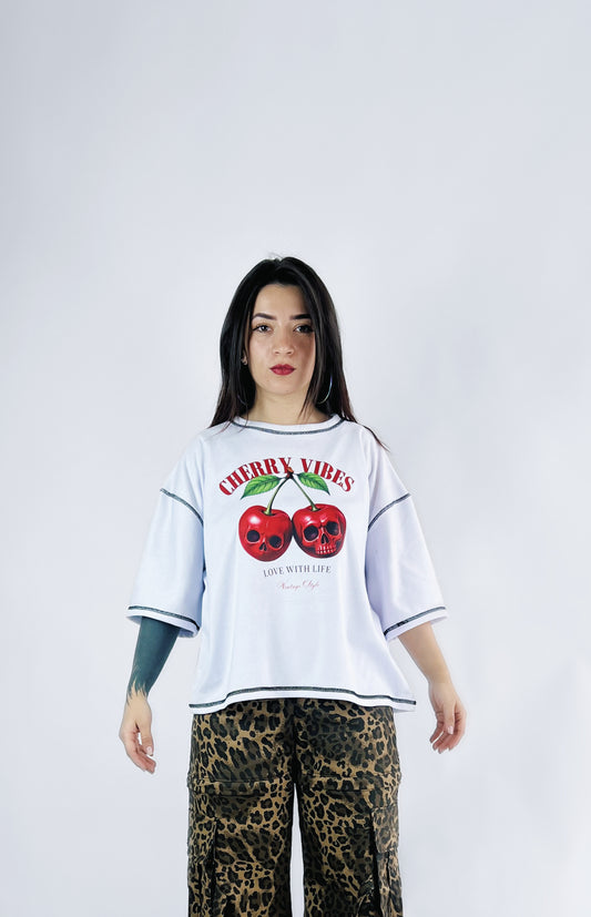 CROPPED CHERRY VIBES DE CALAVERAS